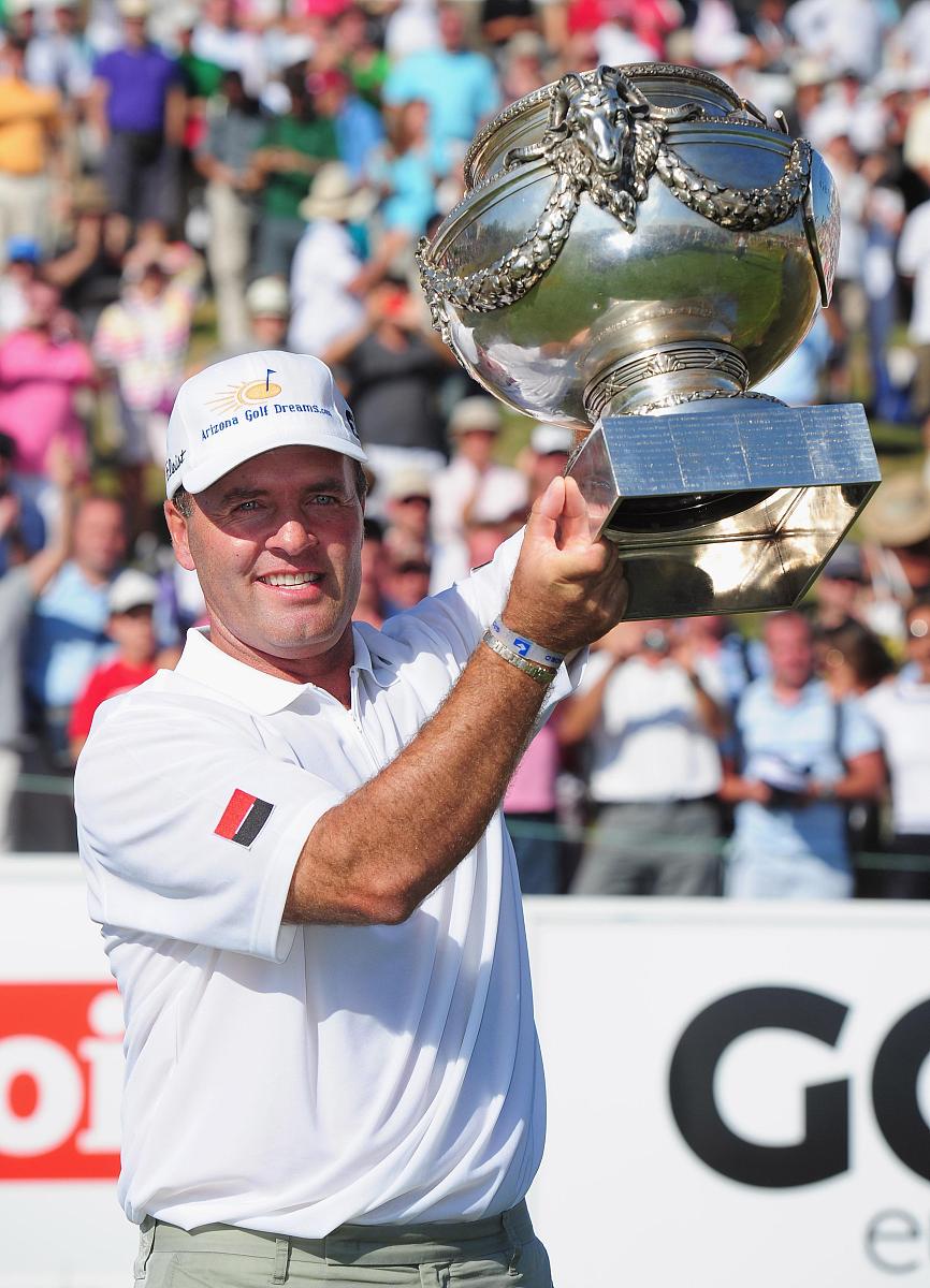 包含英国网球队绝地反击澳大利亚网球队，穆雷送出助攻的词条