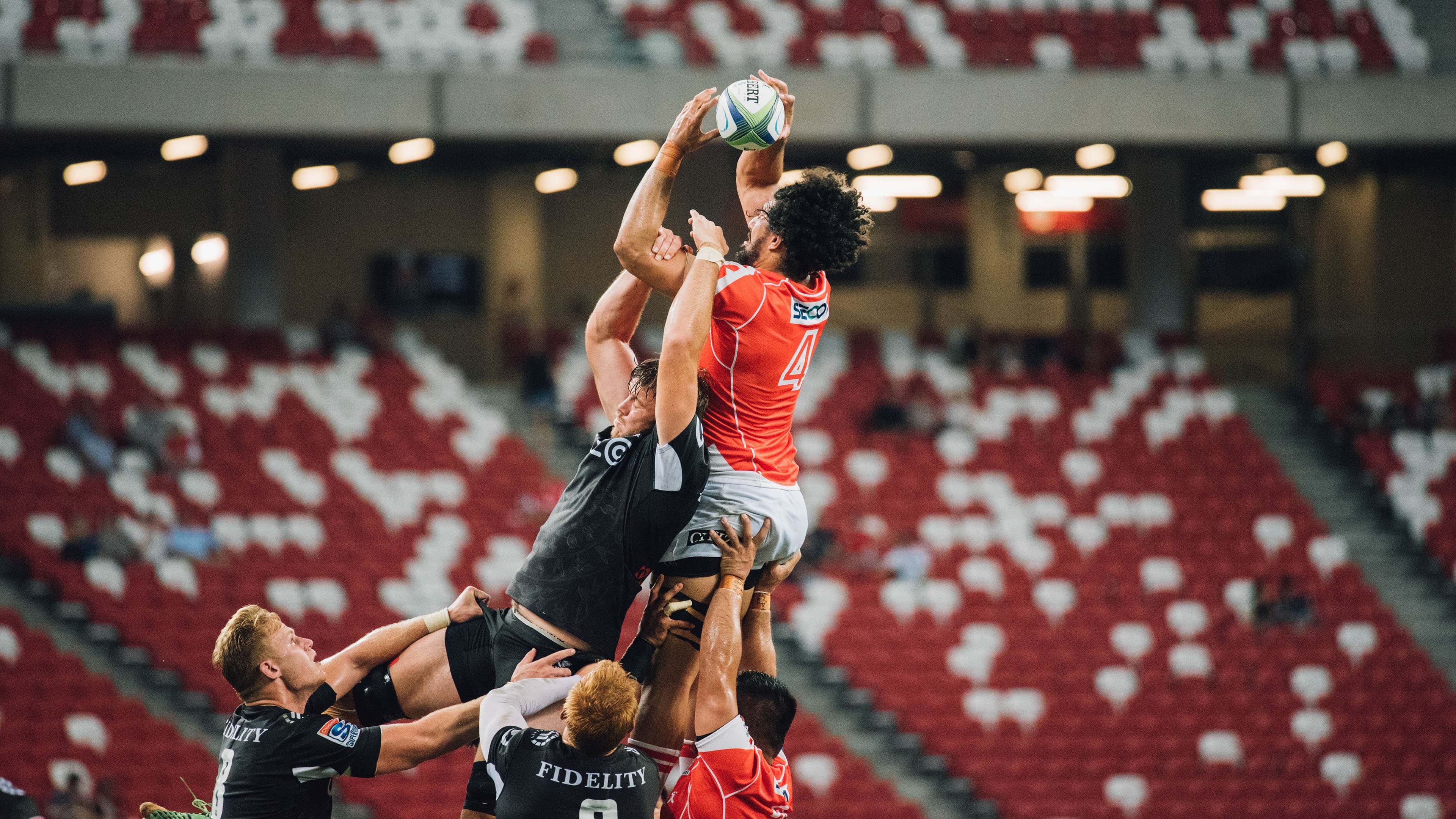 冰与火的对决，F1街道赛焦点战背后的玻利维亚晋级之谜